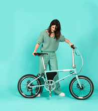 Load image into Gallery viewer, An animated gif showing how quickly the Ahooga Power 36V folding electric bike can be folded . The Ahooga Power 36V folding electric bike is available to buy from Bleeper.