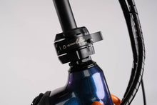 Load image into Gallery viewer, A product image showing a close-up of the speedlifter twiest mechanism for adjusting the handlebar height on the BESV CPT 1.4 compact electric bike.