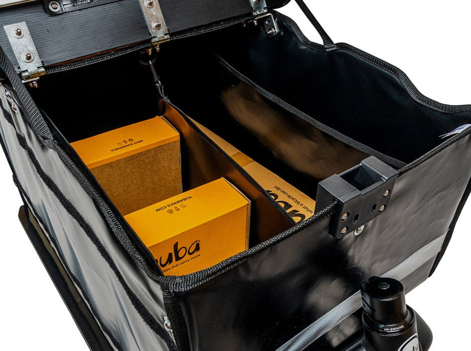 A photo showing the inside of the Yuba Supercargo professional delivery box attachment.