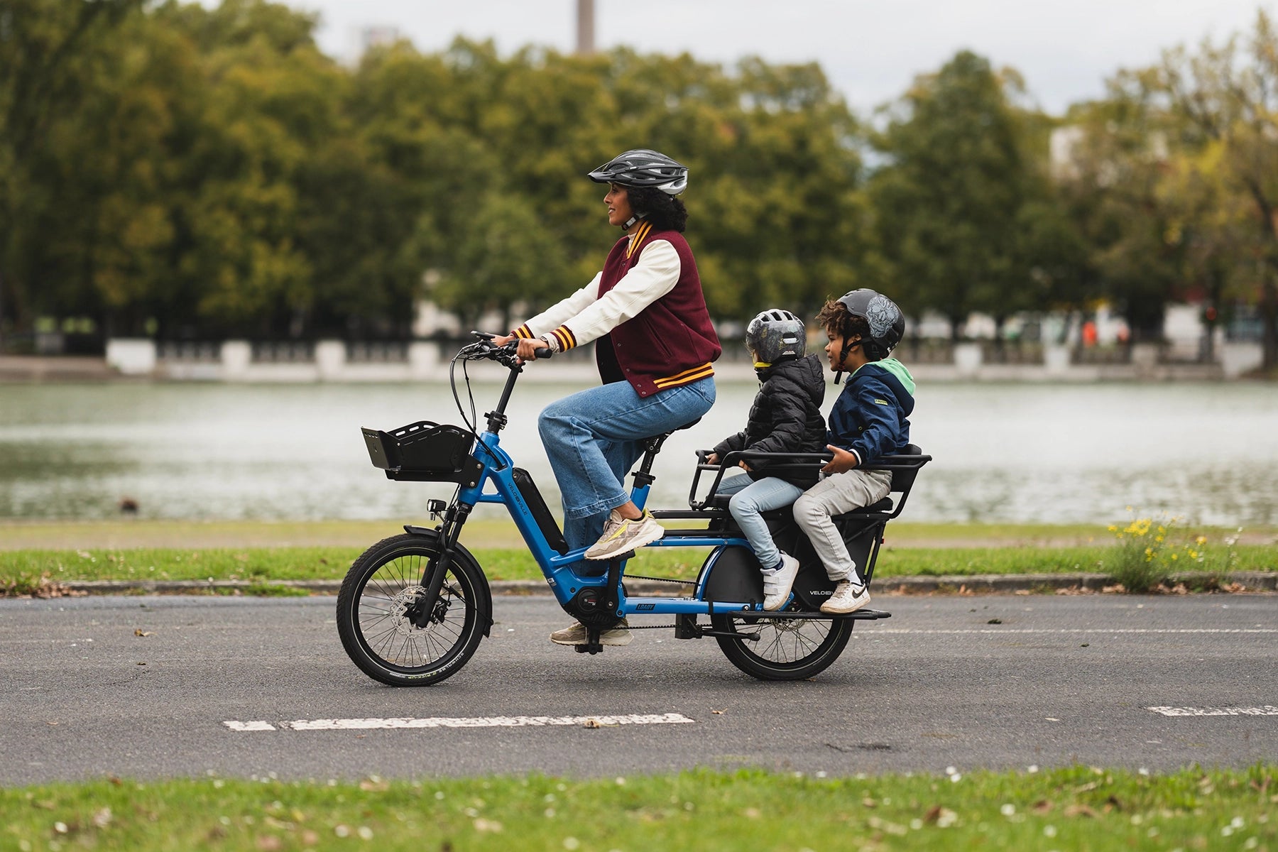 Buy Loady Cargo Bike Velo de Ville | Bleeper Electric Bikes