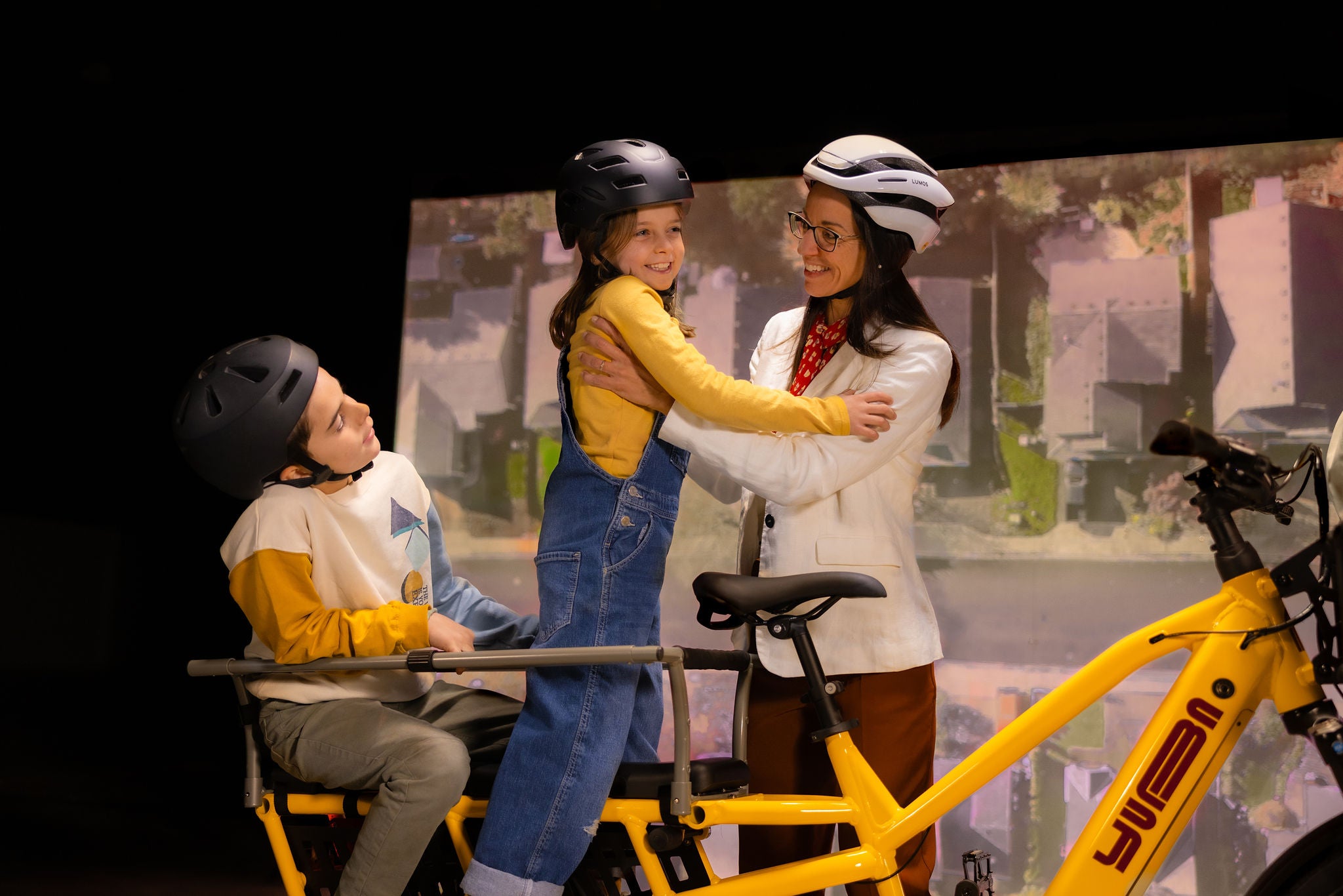 Buy Yuba Spicy Curry Plus Cargo Bike | Bleeper Electric Bikes