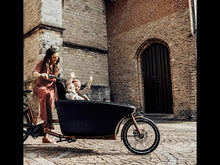Load and play video in Gallery viewer, Dolly Electric Cargo Bike
